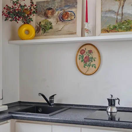 Quiet Terrace Elegante Appartement
